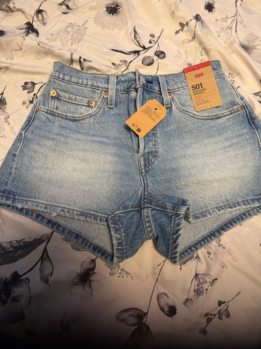 Levi's 501 Cutoff Denim Shorts - Light Blue Wash